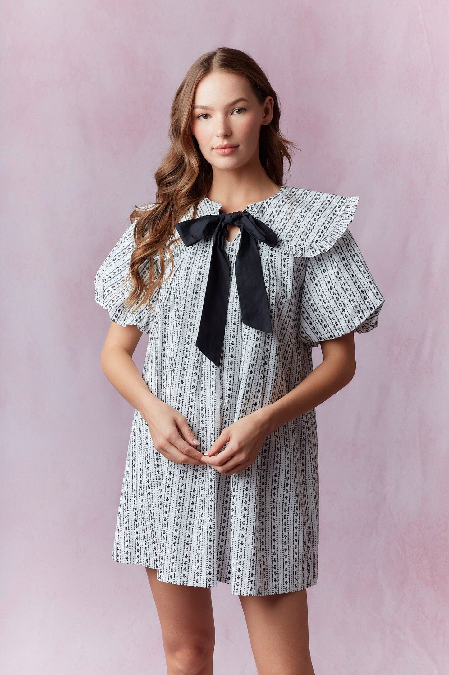 Cotton Poplin Printed Doll Collar with Bubble Short Sleeve Mini Dress