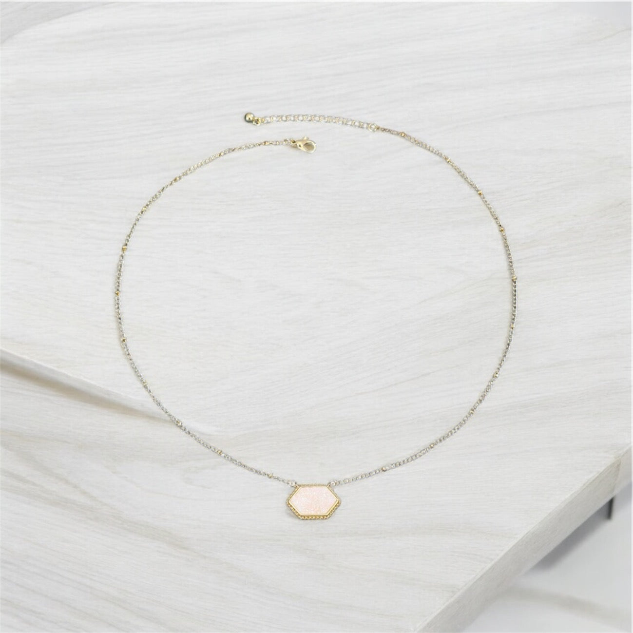 White and Gold Pendant Necklace