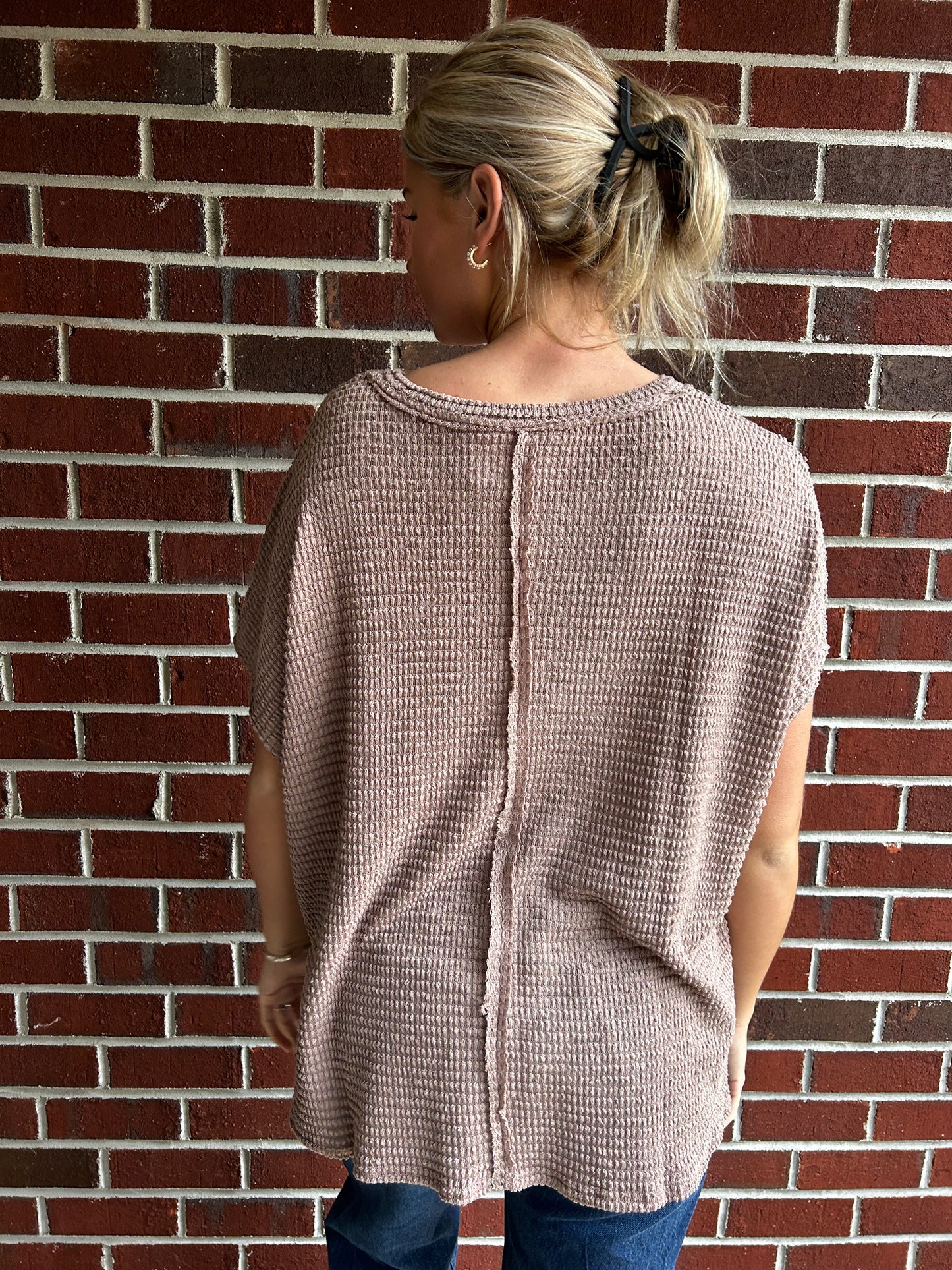 Short Sleeve Seamed Mocha Sweater