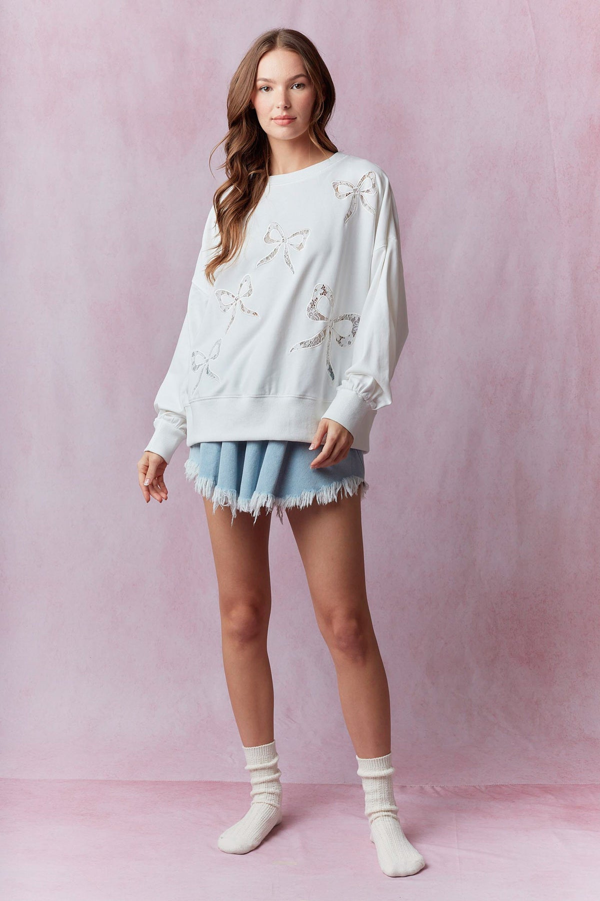 Bow Lace Embroidery Sweatshirt In White