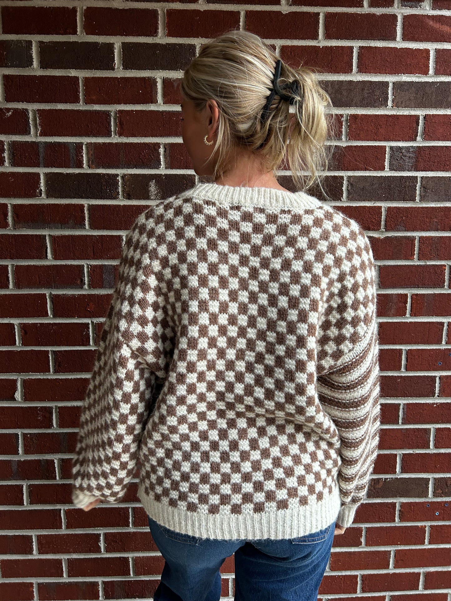 STRIPE AND CHECKERED CREWNECK KNIT SWEATER IN MOCHA