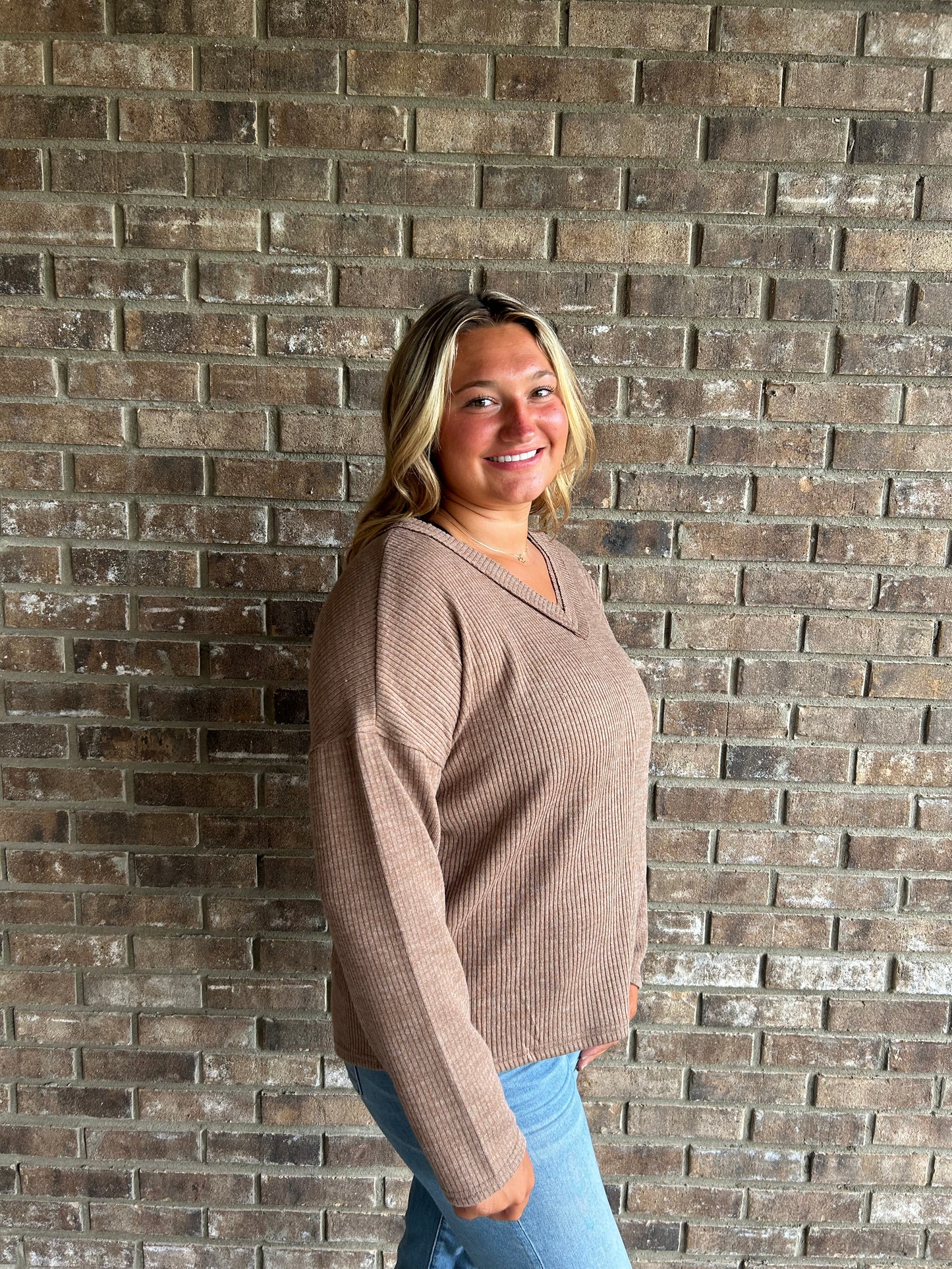 Ribbed Pullover in Cocoa